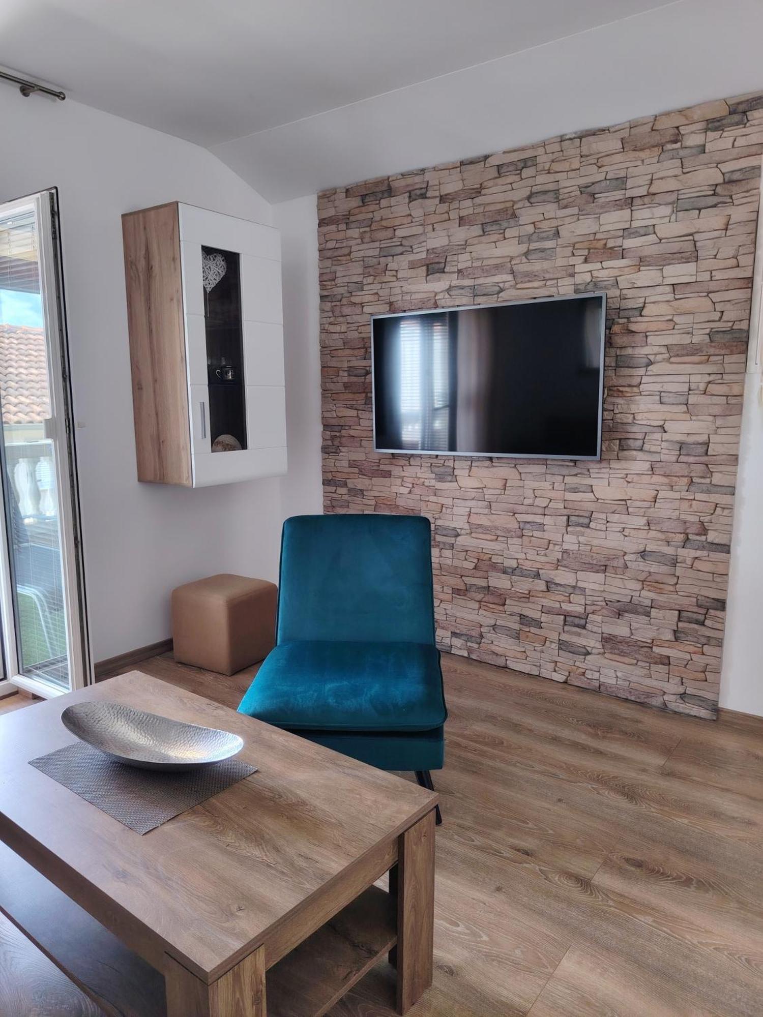 Apartments Vesna וודיצה מראה חיצוני תמונה
